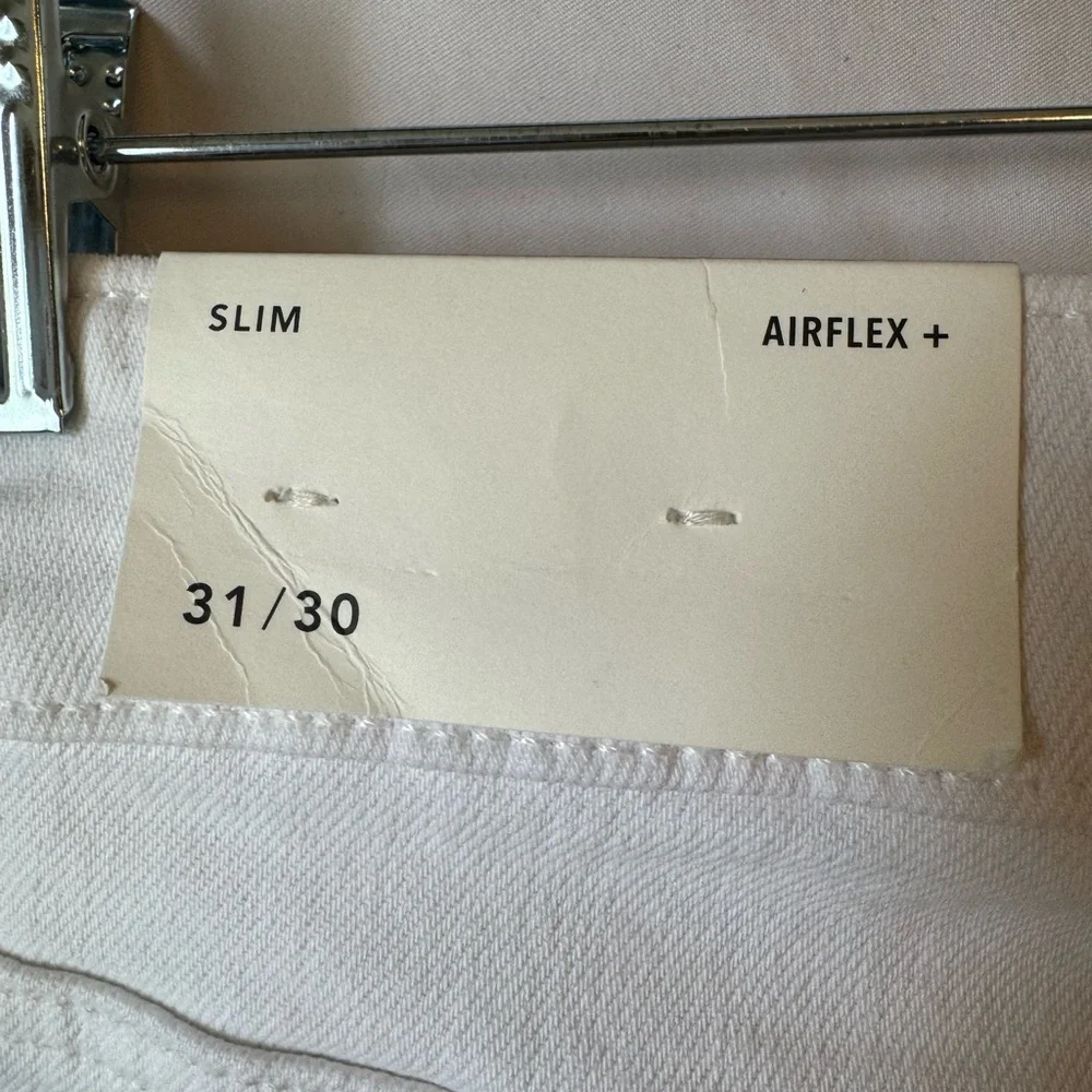 American Eagle Outfitters Men's White Slim Straight Ripped Jeans